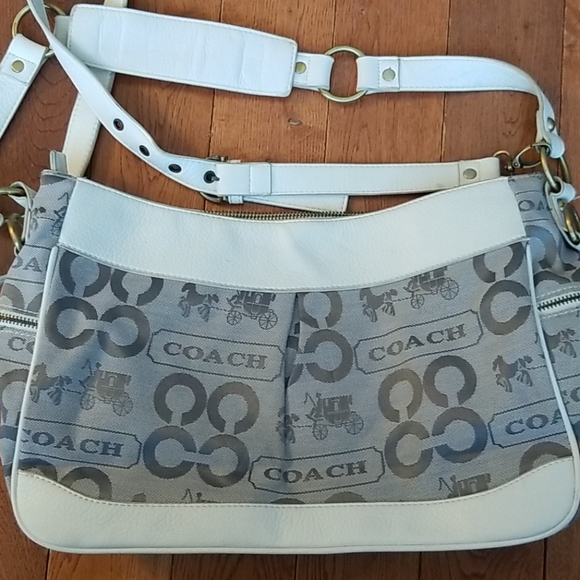 SOLD Coach purse - Picture 4 of 7
